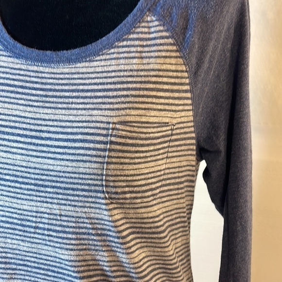 SONOMA long sleeve T-shirt size M - Picture 2 of 4